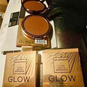 Revolution Glow Splendor Matte Bronzer Trio in Deep 3 Sets Value $60 Steal $50